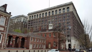 独立記念館の隣