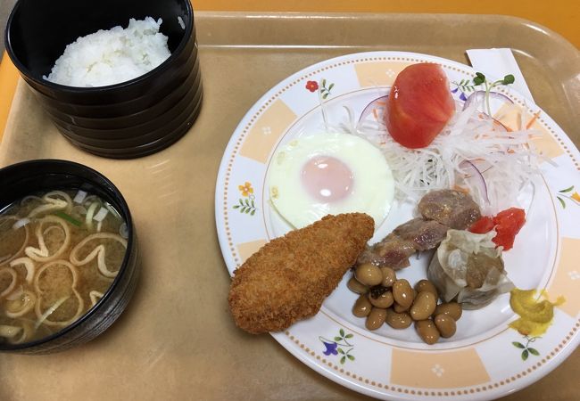 朝食ビュッフェ