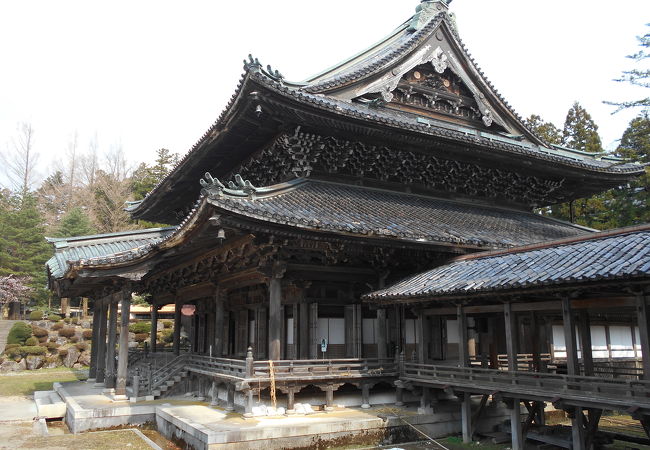 彫刻の町の大寺