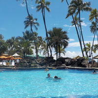 スーパープールは真ん中が深いので注意！