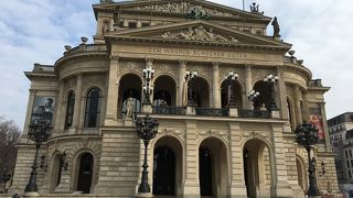 堂々とした佇まい