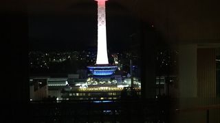 夜の京都タワー