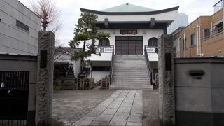 日蓮宗の寺院です。