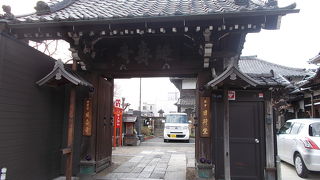 日蓮宗の寺院です。