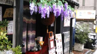 揚げ鯖おろしポン酢定食のおろしは山盛りで鯖とタレの味が絶妙です。