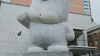 県庁前のぐんまちゃんが素敵です。