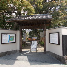 入り口の様子です。