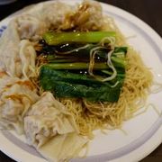 台湾料理に飽きてなくてもオススメの海老ワンタン麺