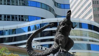 全身立体像としては最大のゴジラ