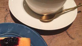 お洒落な隠れ家カフェ