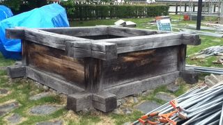 舞鶴城公園内の北西エリアにある