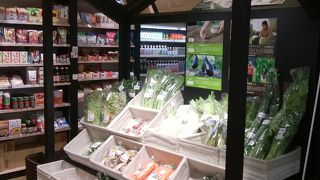 思いがけず出会ったエアポートのフレッシュ野菜