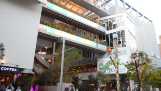 アメリカ村にあるショッピングビル