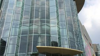 催事に見入ってしまいました。