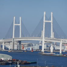 ベイブリッジ