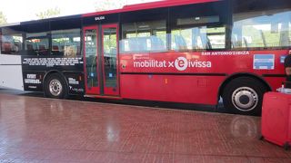 旧市街からは少し離れています．