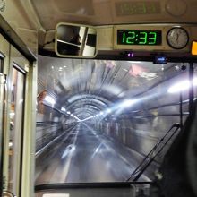トンネル内