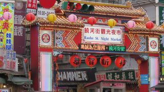 観光客で溢れ・・・