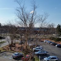 駐車場が見えます