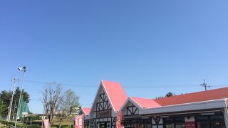 徒歩でパーキング外出ること可能