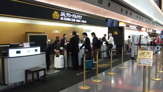 専用の保安検査場もあります