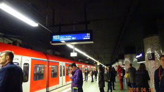 フランクフルト国際空港やヴィースバーデン、マインツに行くときに利用