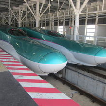 H5系とE5系、仕様はほぼ同じですね・・・(^^;)。