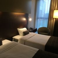 普通にシンプルで使いやすいです。wifiが弱めでした。