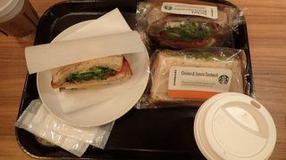 関空での朝ご飯に