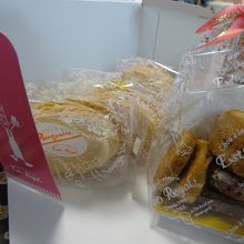 クッキー等の焼き菓子もお薦め