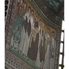 皇帝ユスティニアヌスの隋臣たちのモザイク壁画