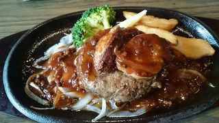 品川駅からほぼ直結です