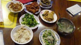 美味しい魯肉飯