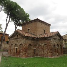 外観・はずれにありますので見落とさないように・・