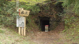 なんだかコワい