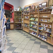 観光案内所室内