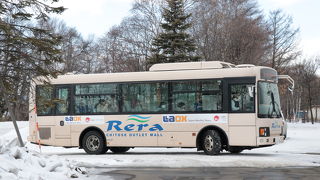 空港行無料のシャトルバス