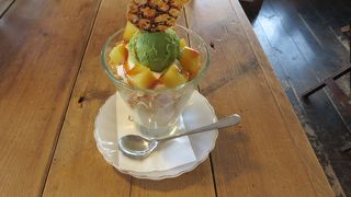 ライトニングカフェ