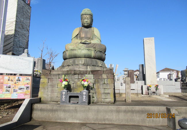 小さいけれど大仏様です