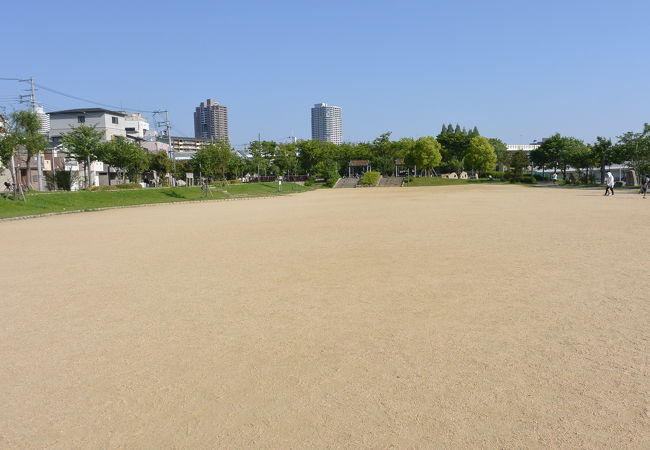 蕪村の句碑