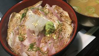 贅沢ノドグロ丼