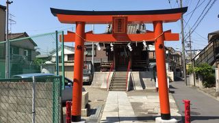 小さな神社