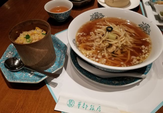 本町駅直結の高級中華料理店