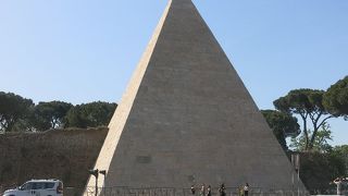 ローマ時代の墓