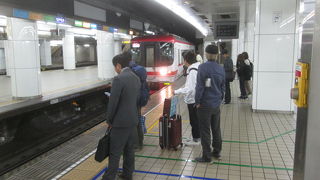 朝の名鉄常滑線