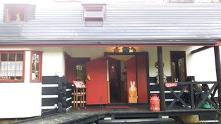 八ケ岳小さな絵本美術館