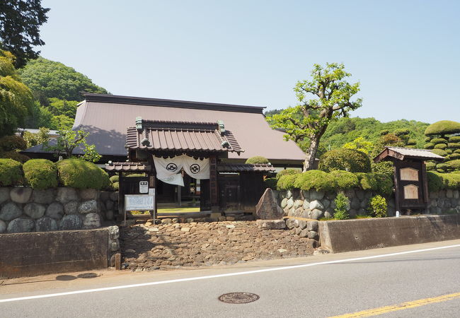 19世紀の初めに建てられた現存する小原宿の本陣は無料で見学できます