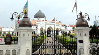 ディズニーワールドのようなモスク!!