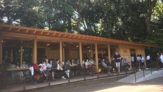 パワースポットで食べるソフトクリーム