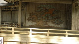 地味ながら歴史ある建物です